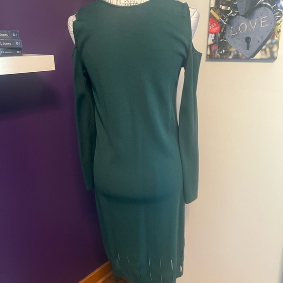 Nic + Zoe Cold Shoulder Long Sleeve Dress - Picture 7 of 9